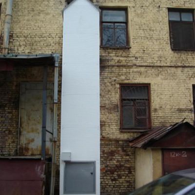 Малогрузовой подъемник