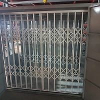 Подъемник грузовой в металлокаркасной шахте, г/п 1000 кг, Апаринки